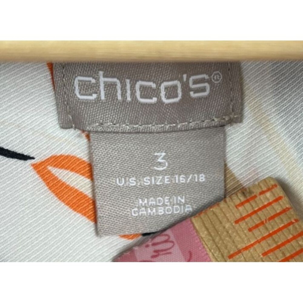 Chico's Size 3 Floral Button Front Blouse Roll Tab Sleeves Rayon 16 18 - Picture 3 of 12